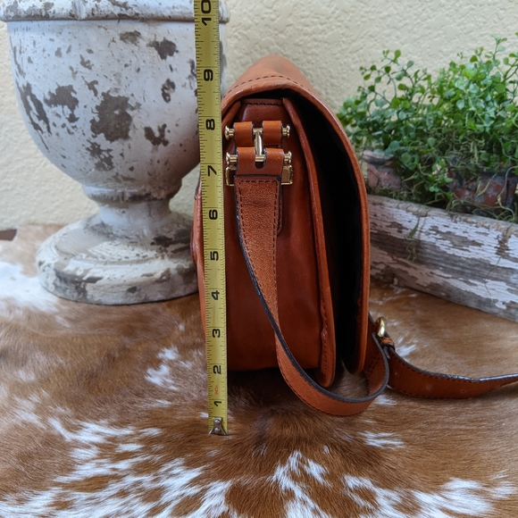 Vtg Antonio Melani Saddlebag Hobo Crossbody - Picture 3 of 9